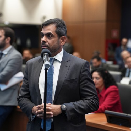 Poupatempo terá intérprete de Libras para atendimento a pessoas com deficiência auditiva no RJ